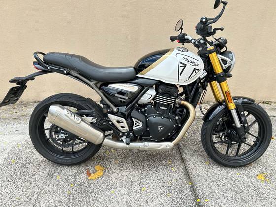 TRIUMPH SPEED 400 TRIUMPH SPEED 400